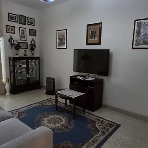 Lourdes House Appartamento